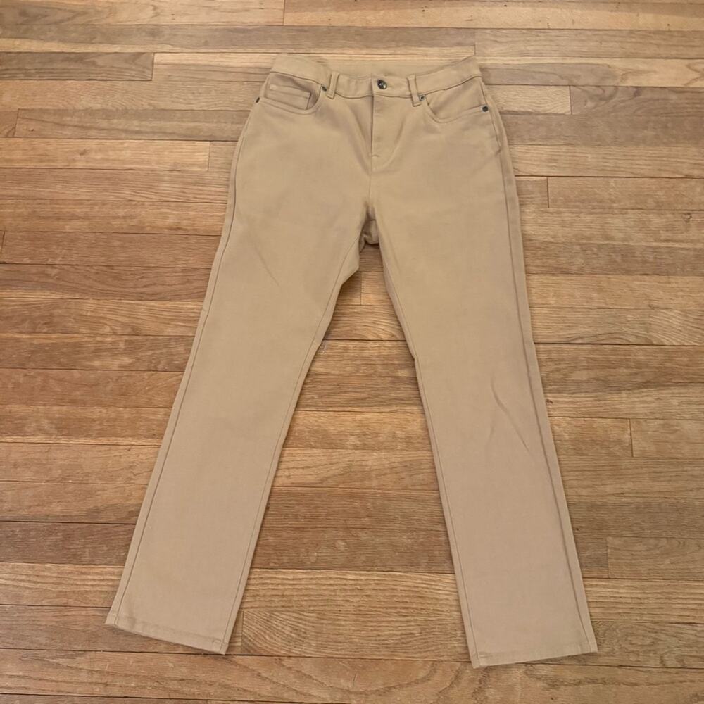 L.L. Bean Classic Fit camel straight leg high-rise chino pants size 8P
b68